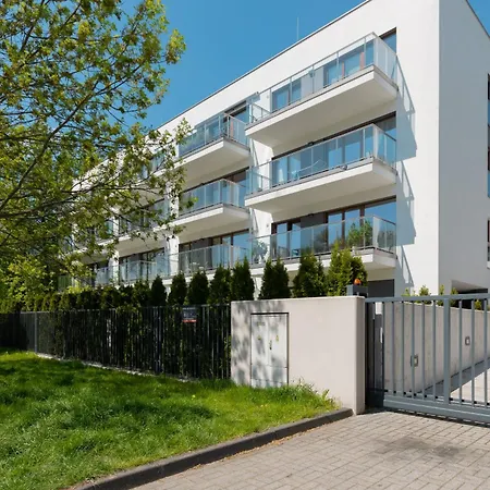 Boutiq Park Elegant With Parking By Renters Warsaw