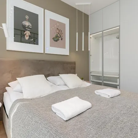 Boutiq Park Elegant With Parking By Renters Apartment *